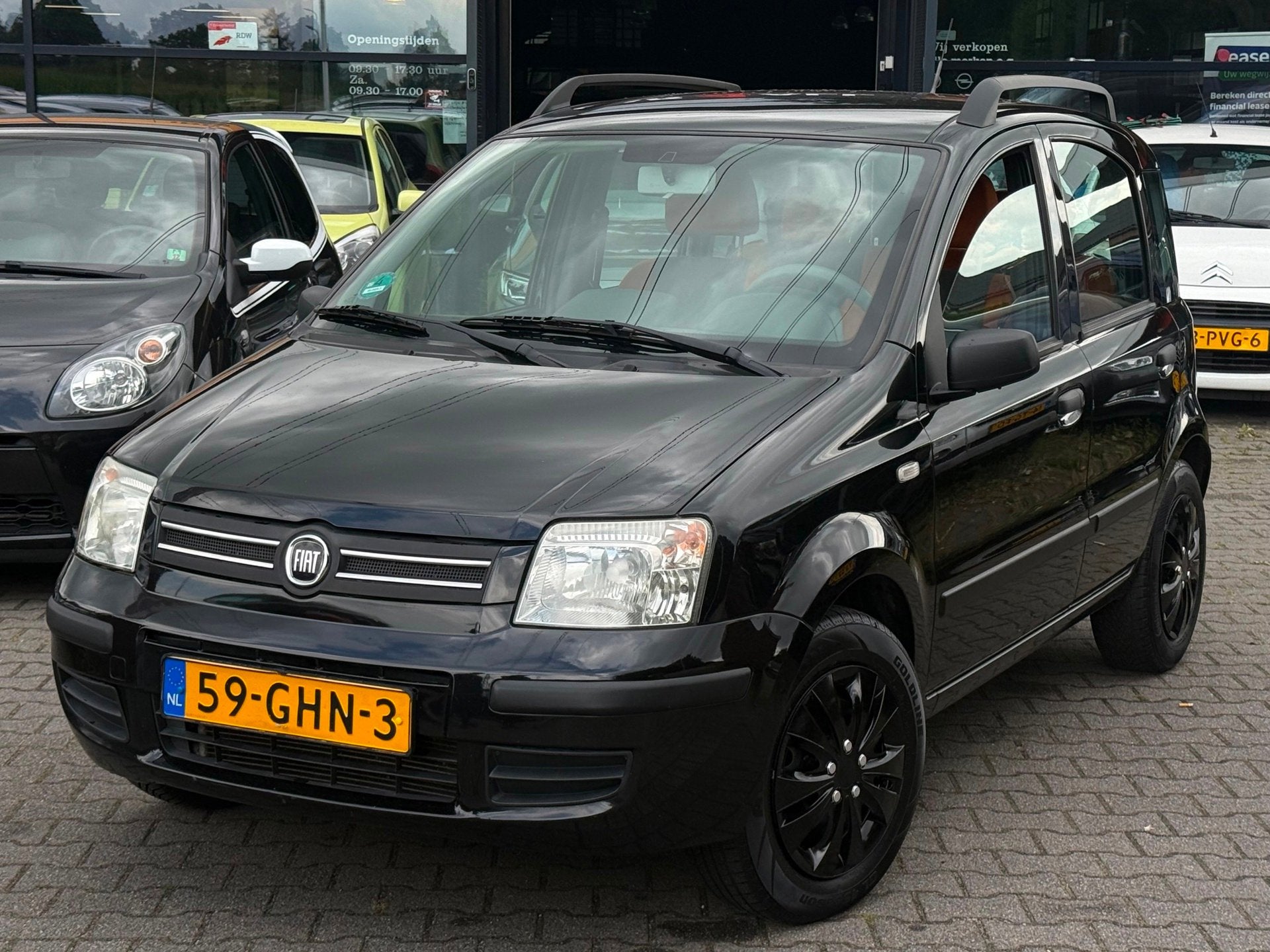 Fiat Panda 1.2 Emotion CLIMA/APK TOT 11-7-2027/RIJDT PERFECT, Voorwielaandrijving, Stof, Gebruikt, Zwart