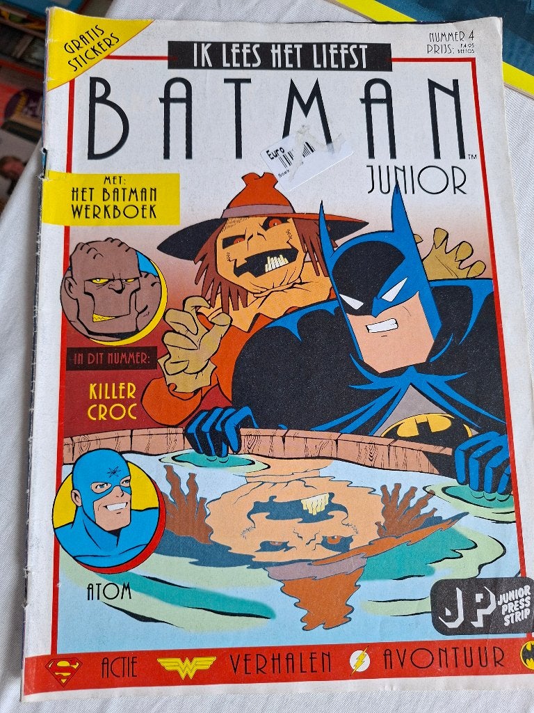 Batman Junior nummer 4, Eén stripboek, Ophalen of Verzenden, Zo goed als nieuw