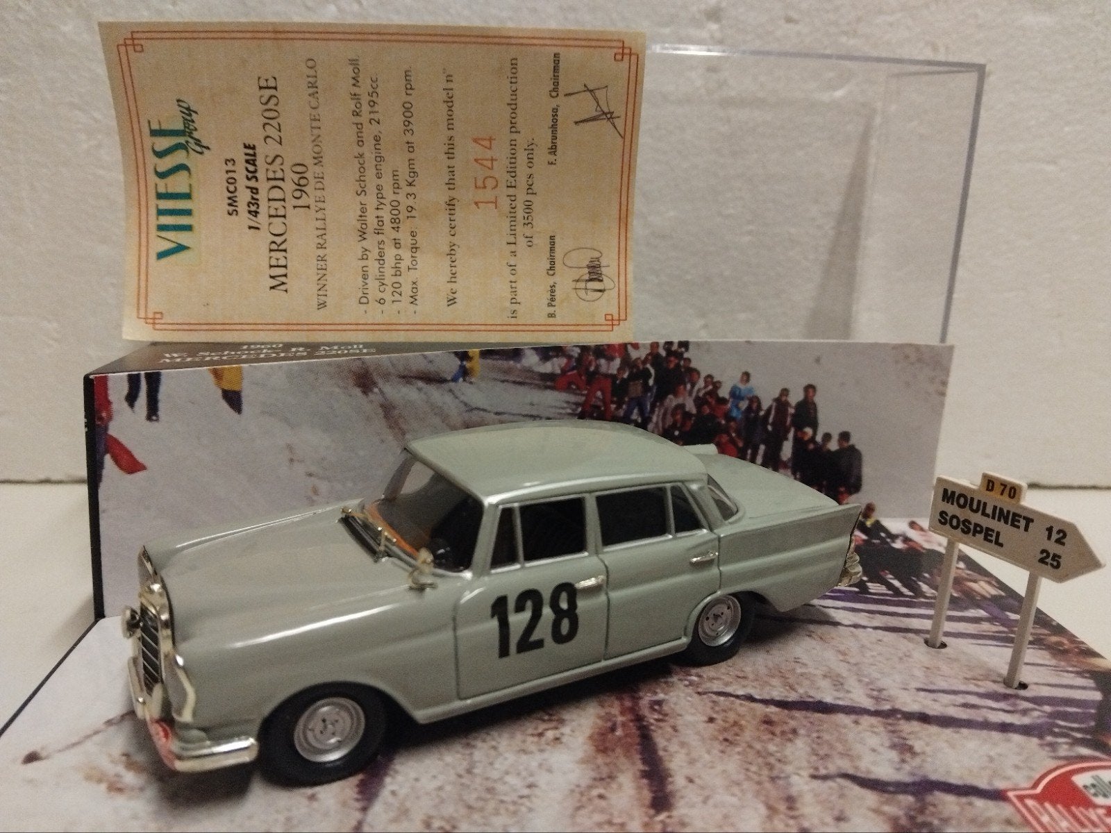 Vitesse 1:43 certificaat Mercedes 220 SE Rally Monte Carlo, Ophalen of Verzenden, Zo goed als nieuw, Auto, Overige merken