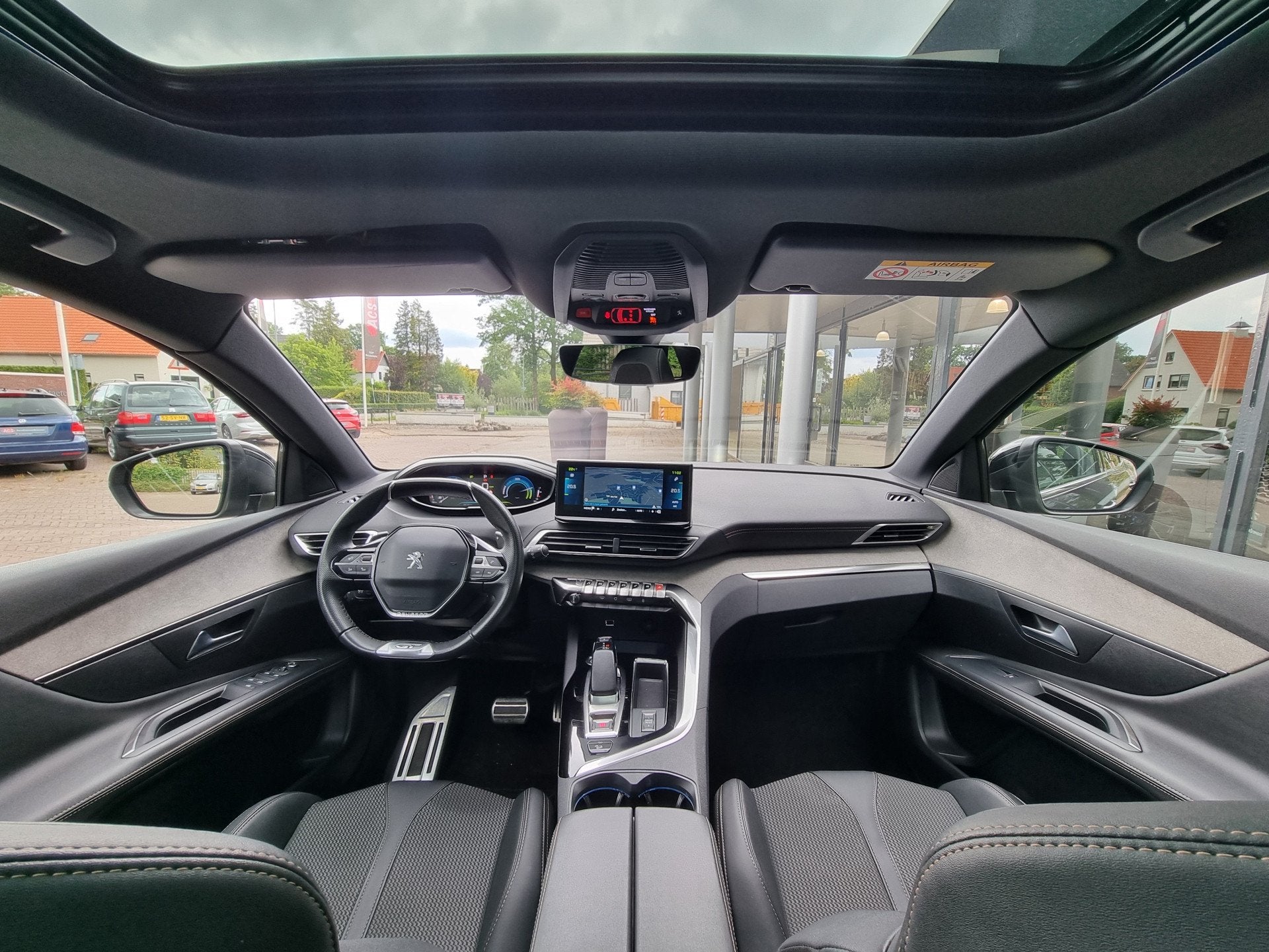 Peugeot 3008 1.6 Hybrid4 300 Blue GT | Panorama | Ad.cruise, Auto's, Automaat, 4 cilinders, Leder en Stof, 300 pk