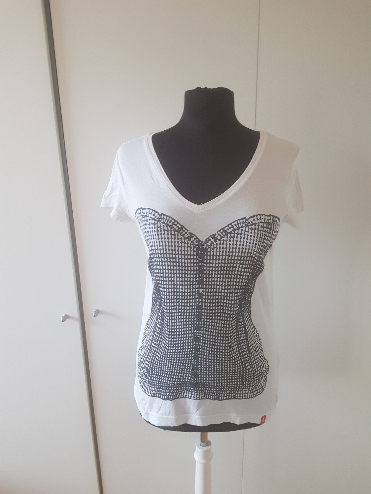 Wit edc by Esprit T-shirt met grafische corset print–maat L, Wit, Maat 42/44 (L), Ophalen of Verzenden, Korte mouw