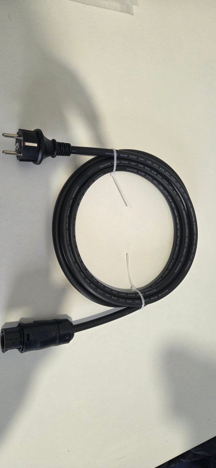 tk 3 m nieuwe kabel met Schuko en PowerCon connector, Ophalen of Verzenden, Nieuw, 2 tot 5 meter, Overige kabels