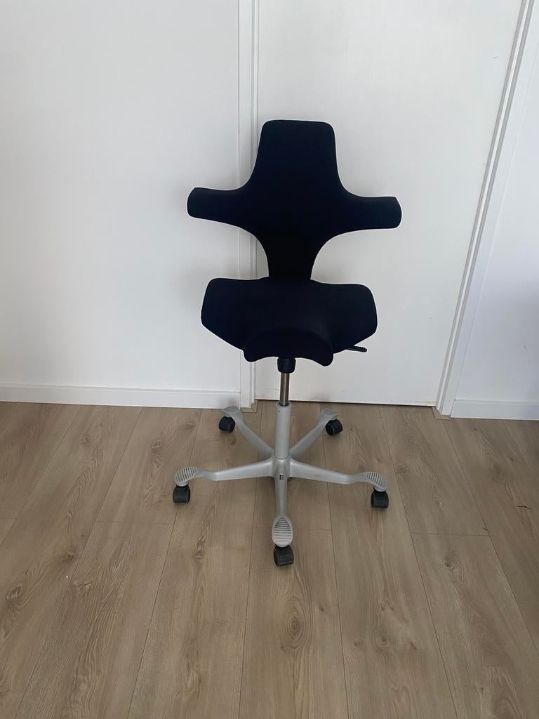 HÅG Capisco 8106 Ergonomische Bureaustoel Nieuwstaat!, Ophalen of Verzenden, Zo goed als nieuw, Zwart