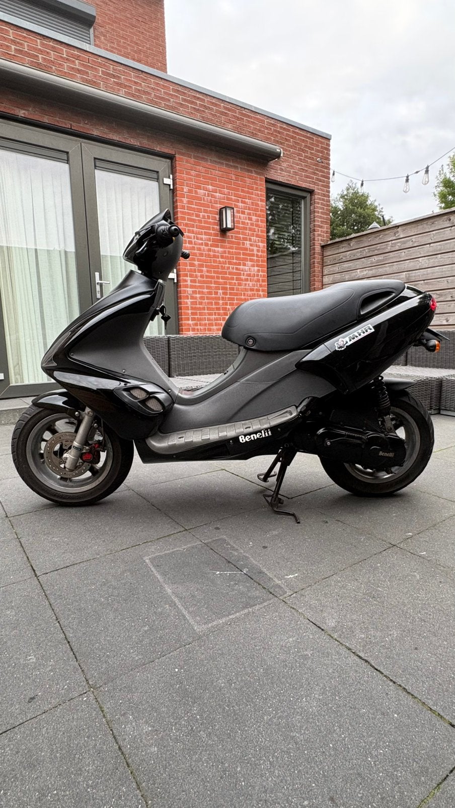 BENELLI 491 ST 2T 2005 GRIJS/ZWART, Ophalen, Zo goed als nieuw, Benzine, 50 cc