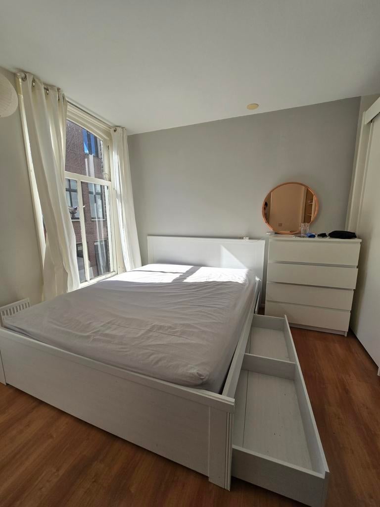 IKEA MALM Bed (160x200) met 4 lades + matras, Ophalen, Wit, Tweepersoons, Zo goed als nieuw
