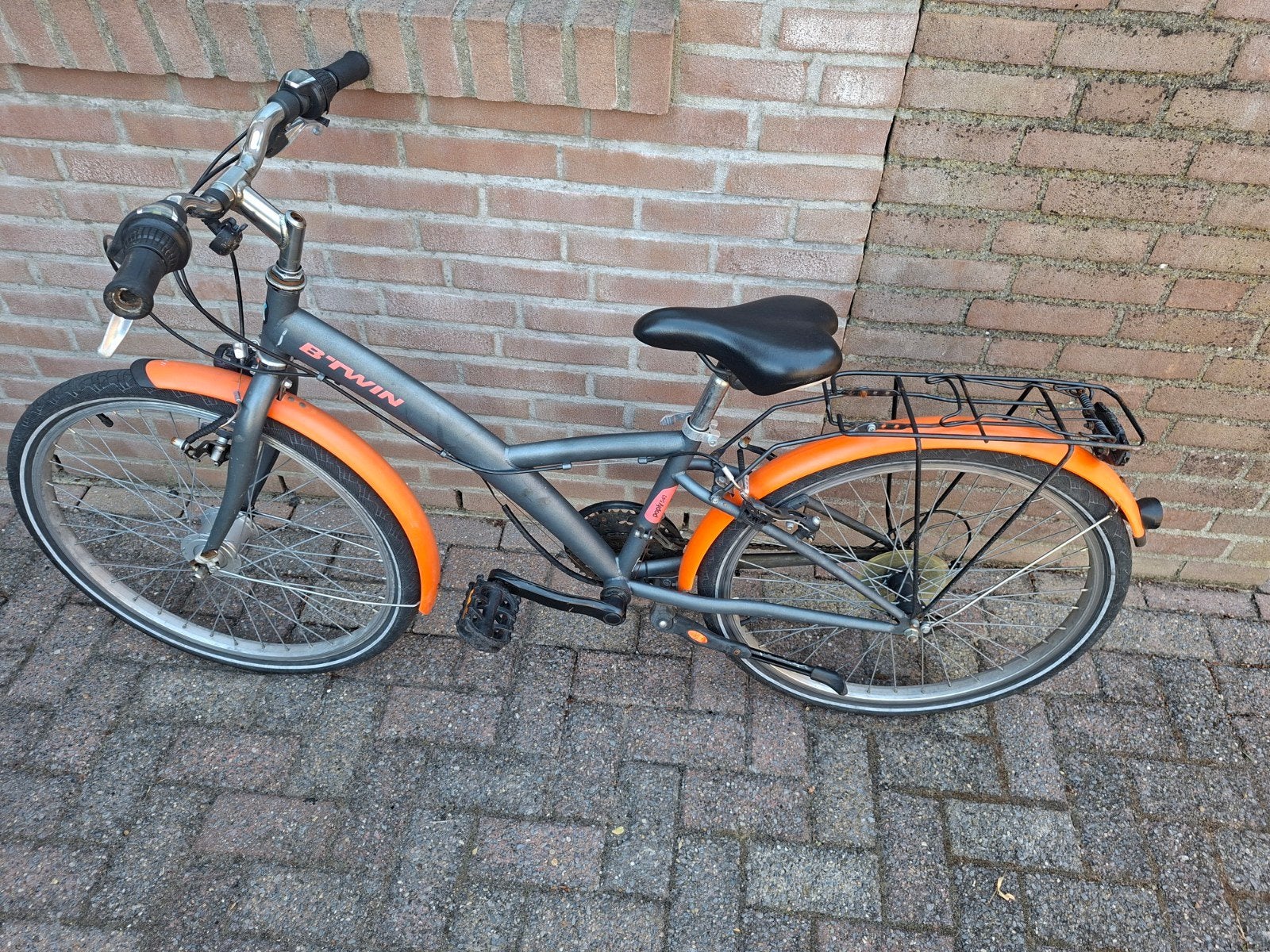 Opknapper - Btwin kinderfiets 22/24 inch - Grijs/Oranje, Ophalen, 20 inch of meer, Gebruikt, Velgrem