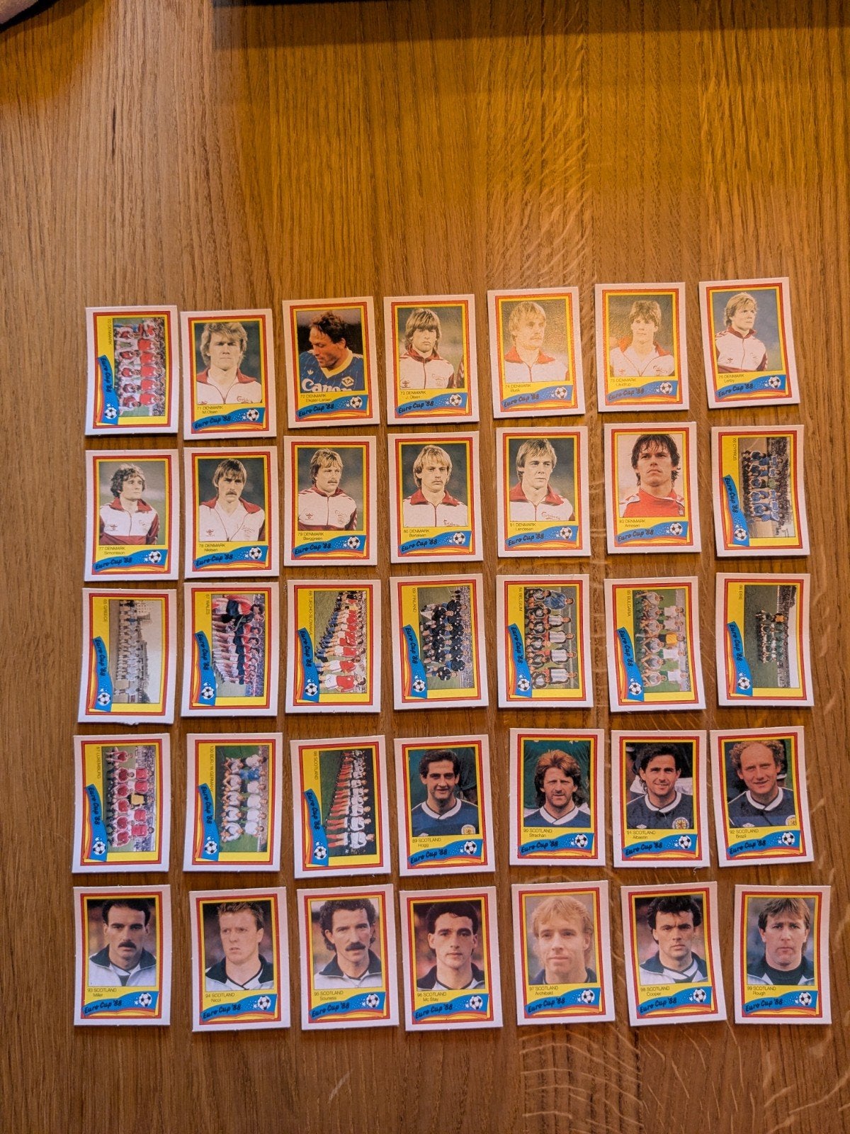 Vintage Voetbalplaatjes - Jaren '80 Collectie, Verzamelen, Ophalen of Verzenden, Gebruikt, Overige sporten, Poster, Plaatje of Sticker