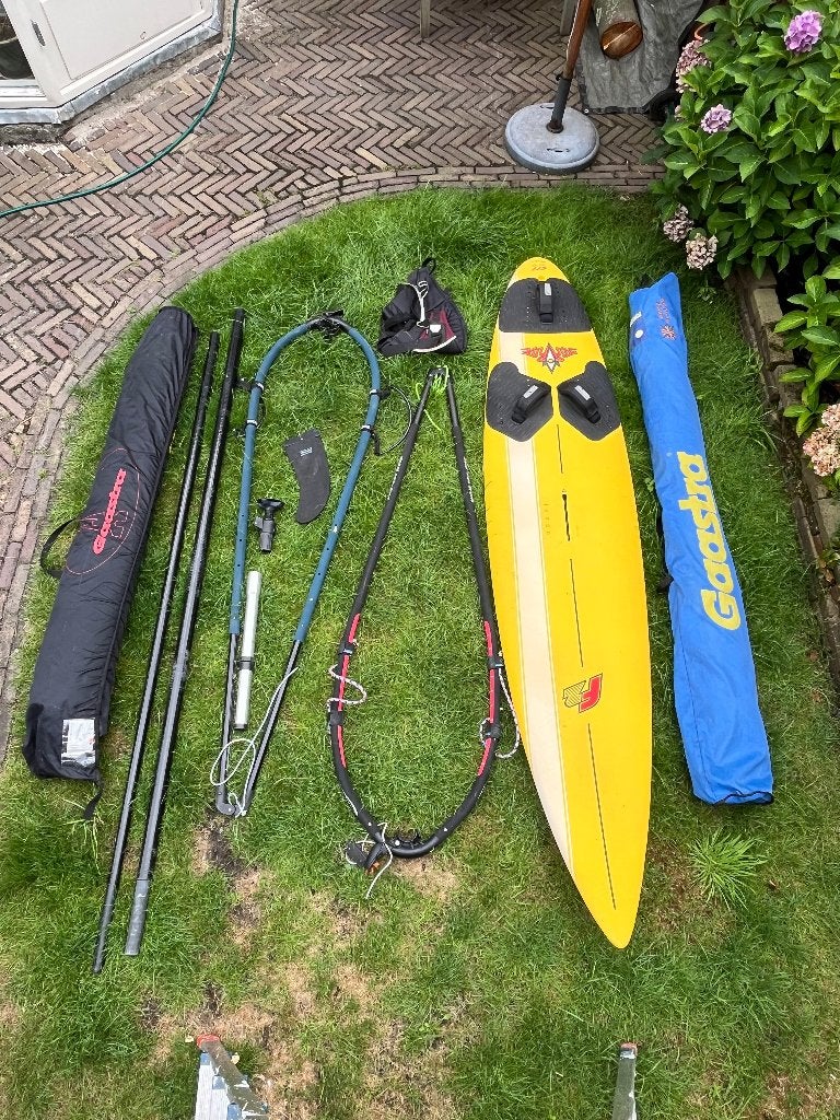 Complete F2 ride 277 windsurfset -2 gaastra zeilen 6.7 & 5.5, 250 tot 300 cm, Gebruikt, Gaastra, 5 tot 6.5 m²
