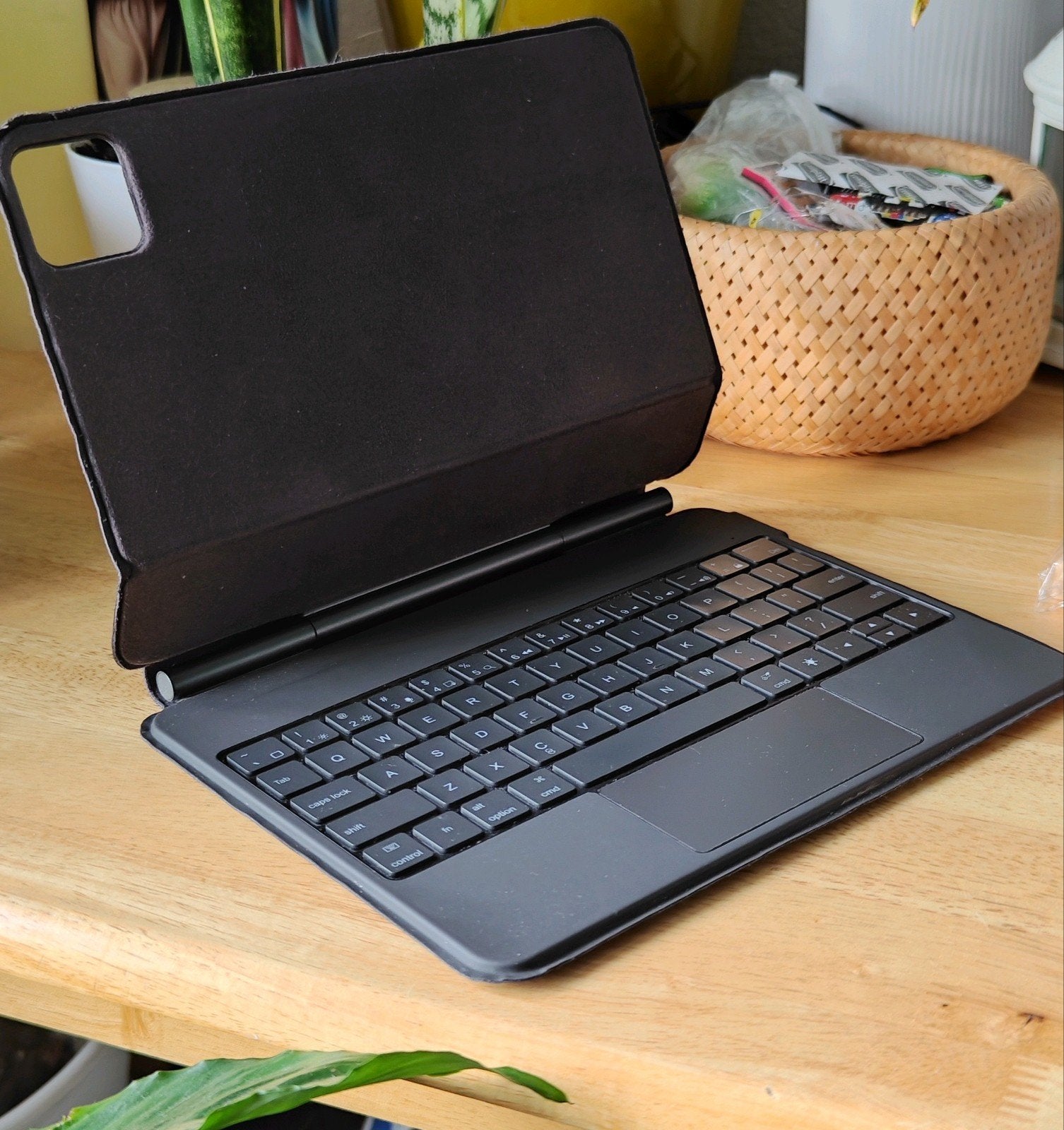 Magnetisch Toetsenbord voor *XIAOMI PAD 6* Goede staat, Verzenden, 11 inch, Bescherming voor- en achterkant, Zo goed als nieuw