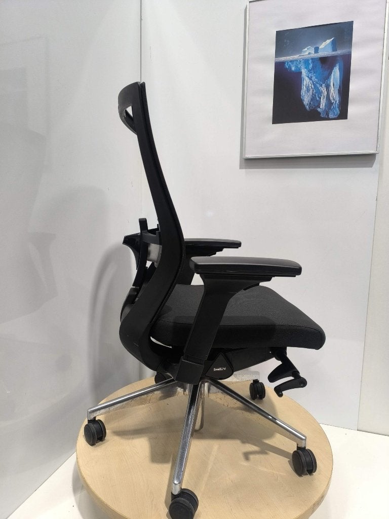 Bestuhl Ergonomische stoel / werkstoel met NIEUWE STOF,10 st, Zwart, Ophalen of Verzenden, Zo goed als nieuw, Bureaustoel