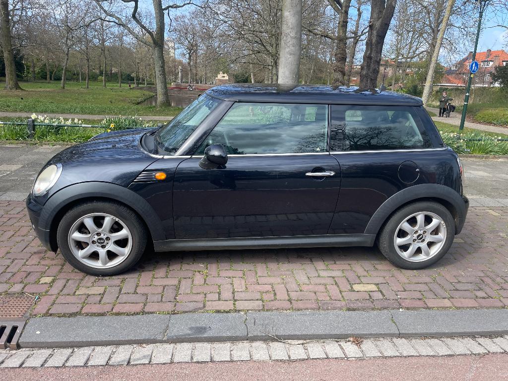 Mini (r56) 1.4 95pk 2008 Night Blue, Auto's, Mini, Voorwielaandrijving, Stof, Zwart, 49 €/maand