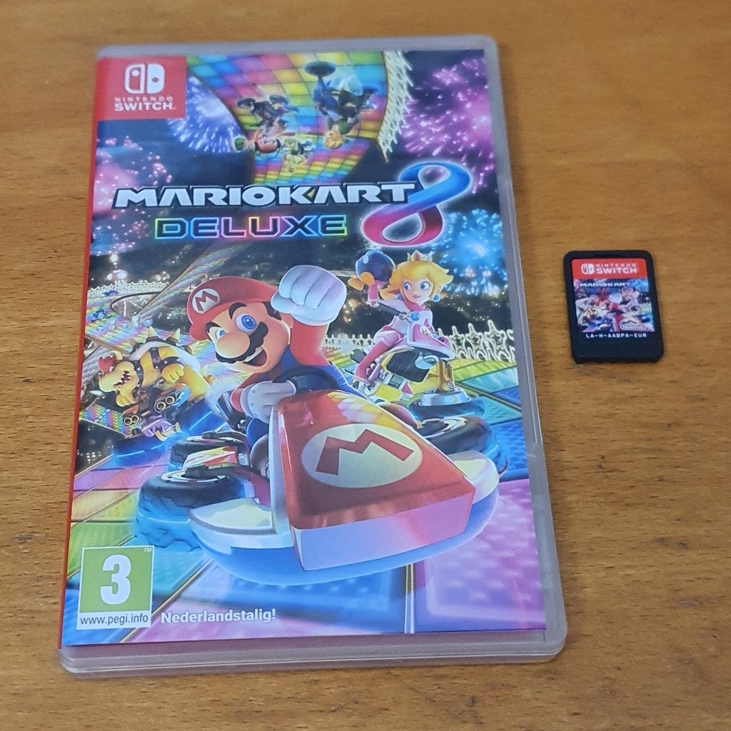 SWITCH | Mario Kart 8 DELUXE, Gebruikt, Racen en Vliegen, Ophalen of Verzenden, 3 spelers of meer