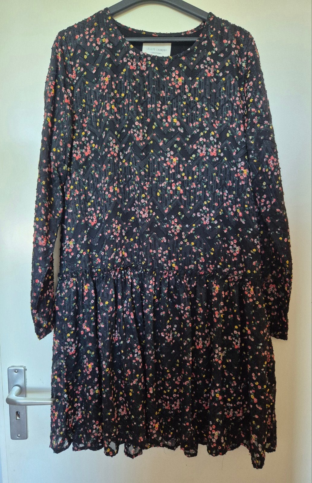 Lollys Laundry Gill dress - Zwart bloemenjurkje met voering, Meerkleurig, Maat 46/48 (XL) of groter, Ophalen of Verzenden, Zo goed als nieuw