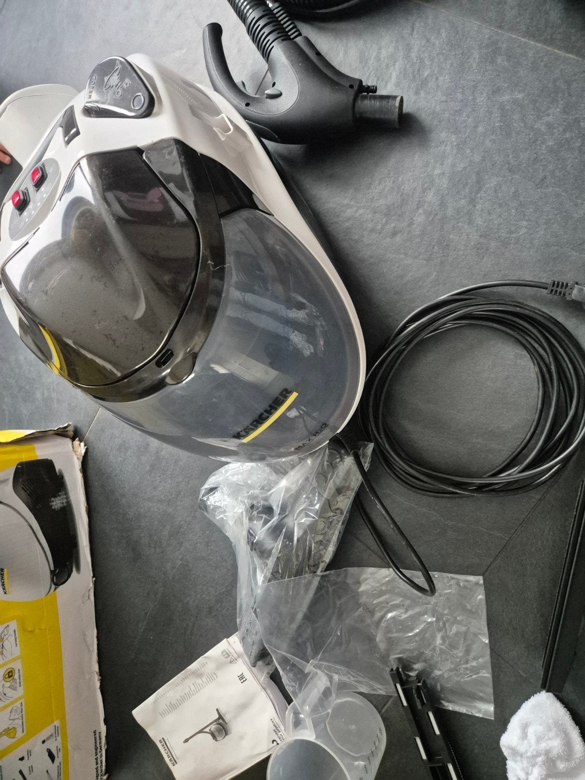 Kärcher SV 7 Stoomreiniger - Zo goed als nieuw en compleet, Combi-reiniger, Inclusief accessoires, Kärcher, Ophalen of Verzenden
