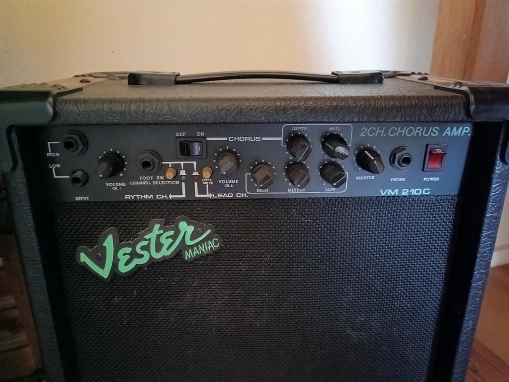 Vester Maniac 210 C, Ophalen of Verzenden, Minder dan 50 watt
