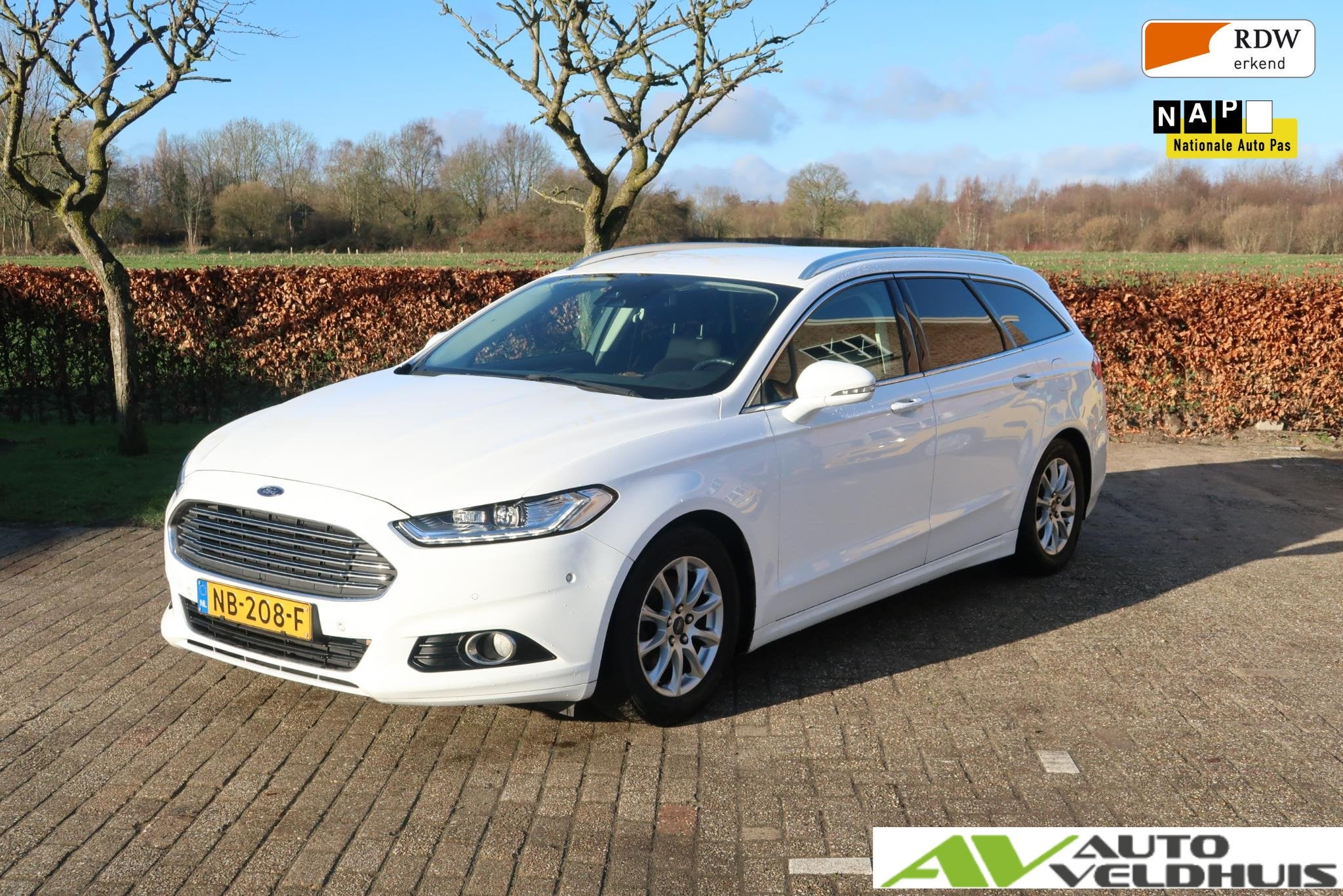 Ford Mondeo Wagon 1.5 TDCi Titanium Lease Edition EXPORT 600, Voorwielaandrijving, Stof, Gebruikt, Euro 6