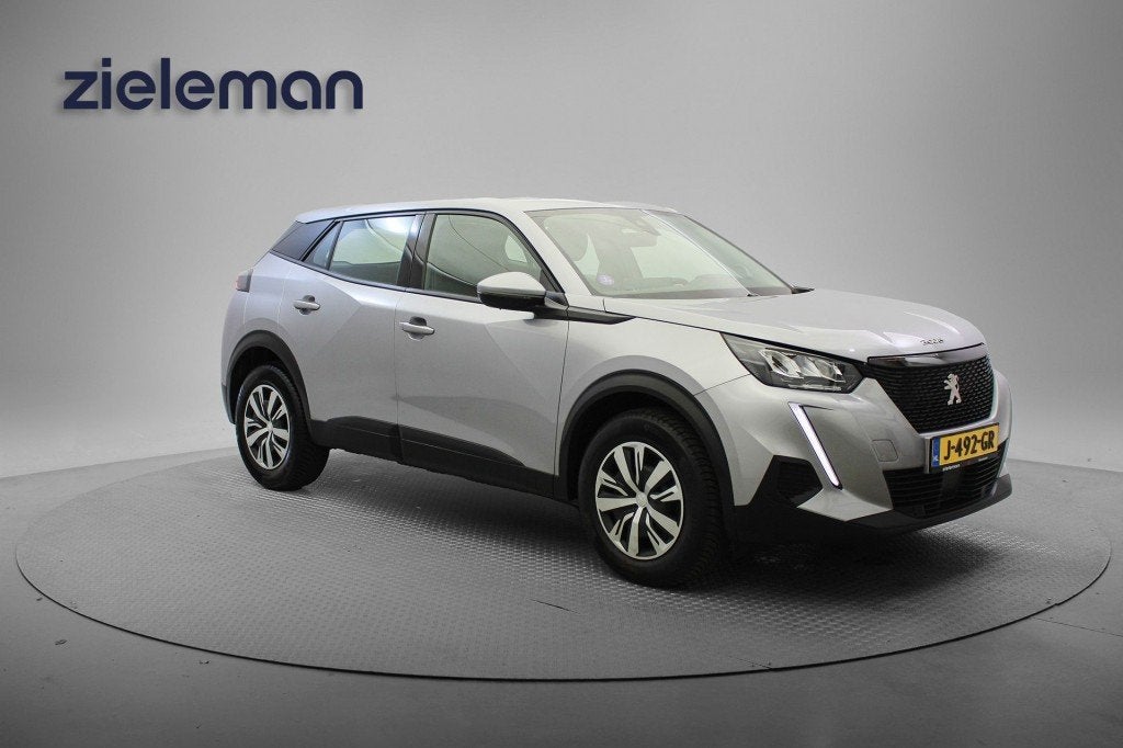 Peugeot 2008 1.2 PureTech Active - Carplay, Navi, Cruise, Tr, Gebruikt, Euro 6, 1199 cc, Met garantie (alle)