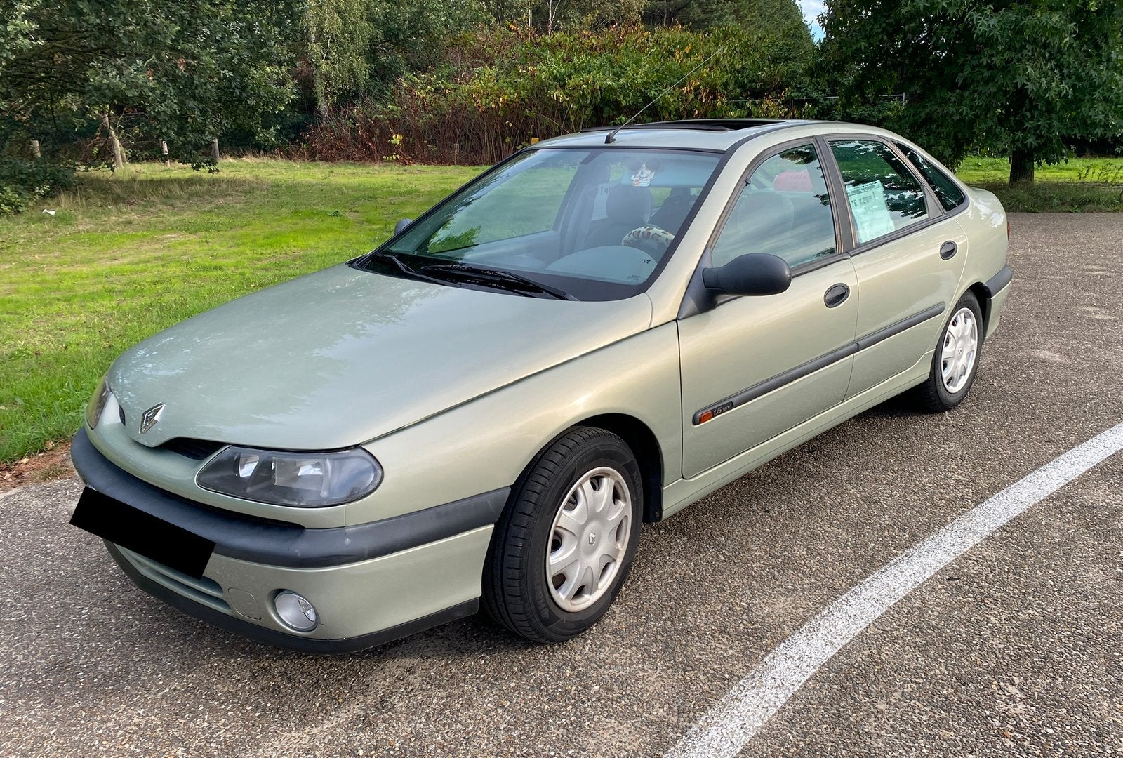 Renault Laguna, Ophalen