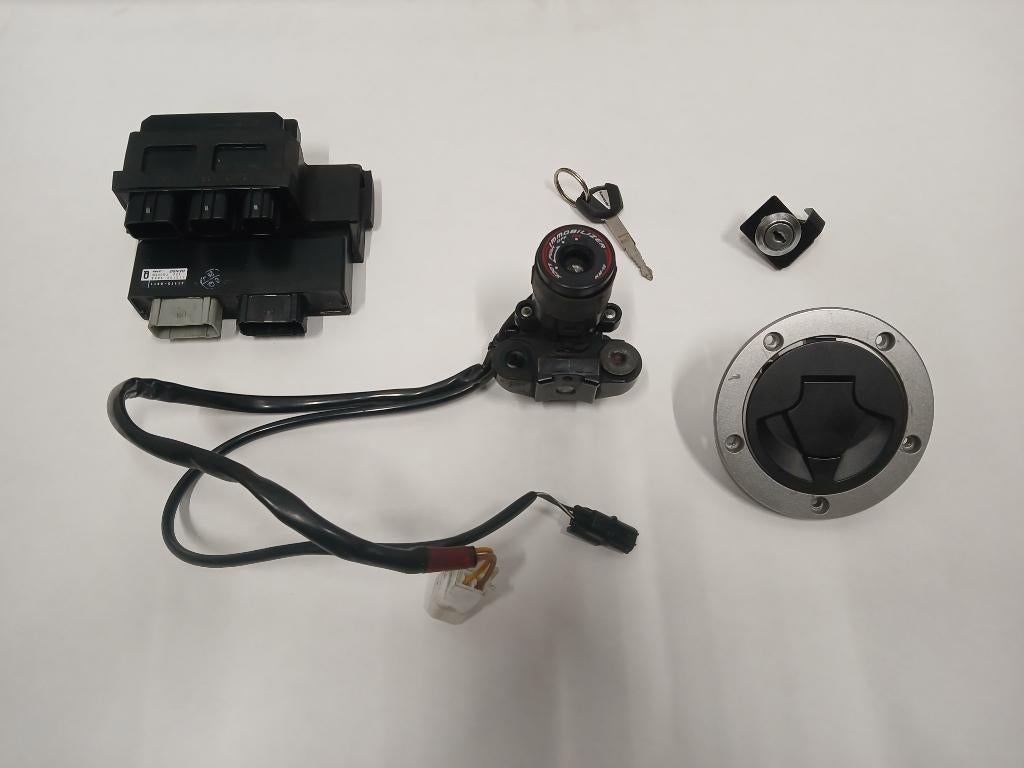 Slotenset + Ecu Kawasaki ZX6R bj 2013-2018, Motoren, Onderdelen | Kawasaki, Ophalen of Verzenden, Gebruikt