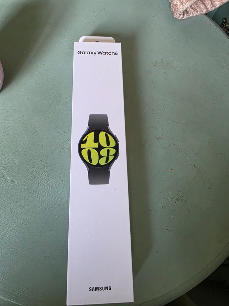 Samsung Galaxy watch 6 nieuw, Zwart, Nieuw, Ophalen of Verzenden, Samsung Galaxy