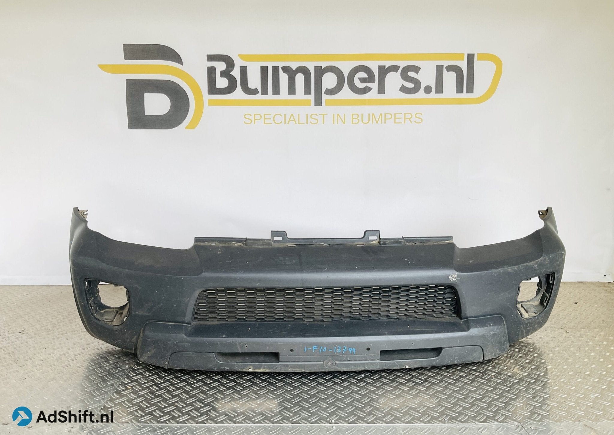 Bumper Suzuki Jimny 71711-57m Voorbumper 1-F10-13799R, Bumper
