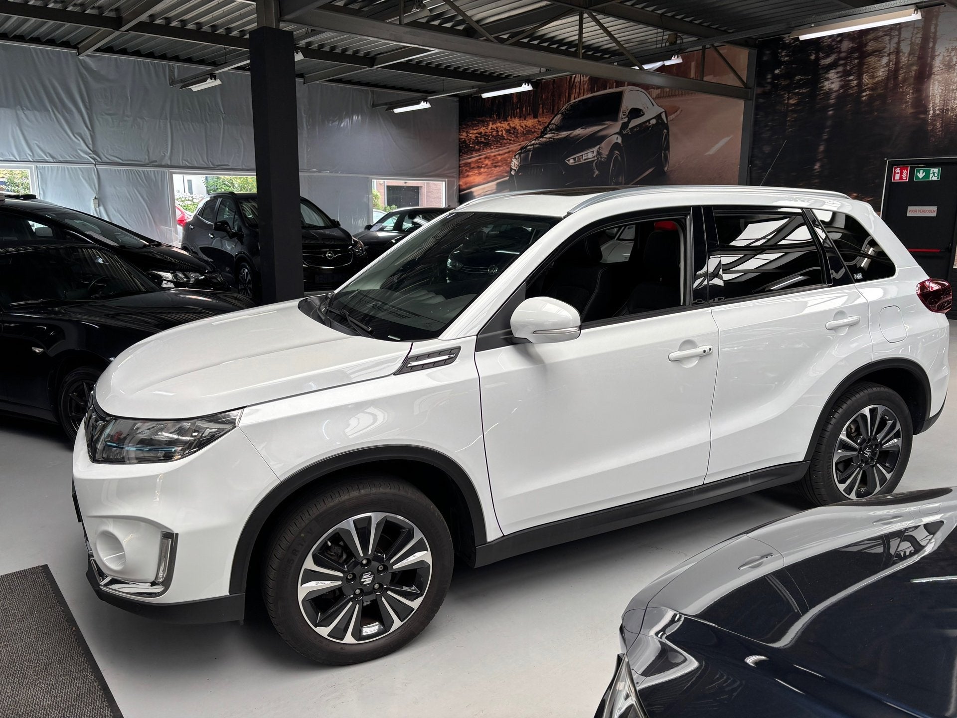 Suzuki VITARA 1.4 Boosterjet Style Smart Hybrid / Carplay /, Auto's, Gebruikt, 4 cilinders, Wit, Bedrijf