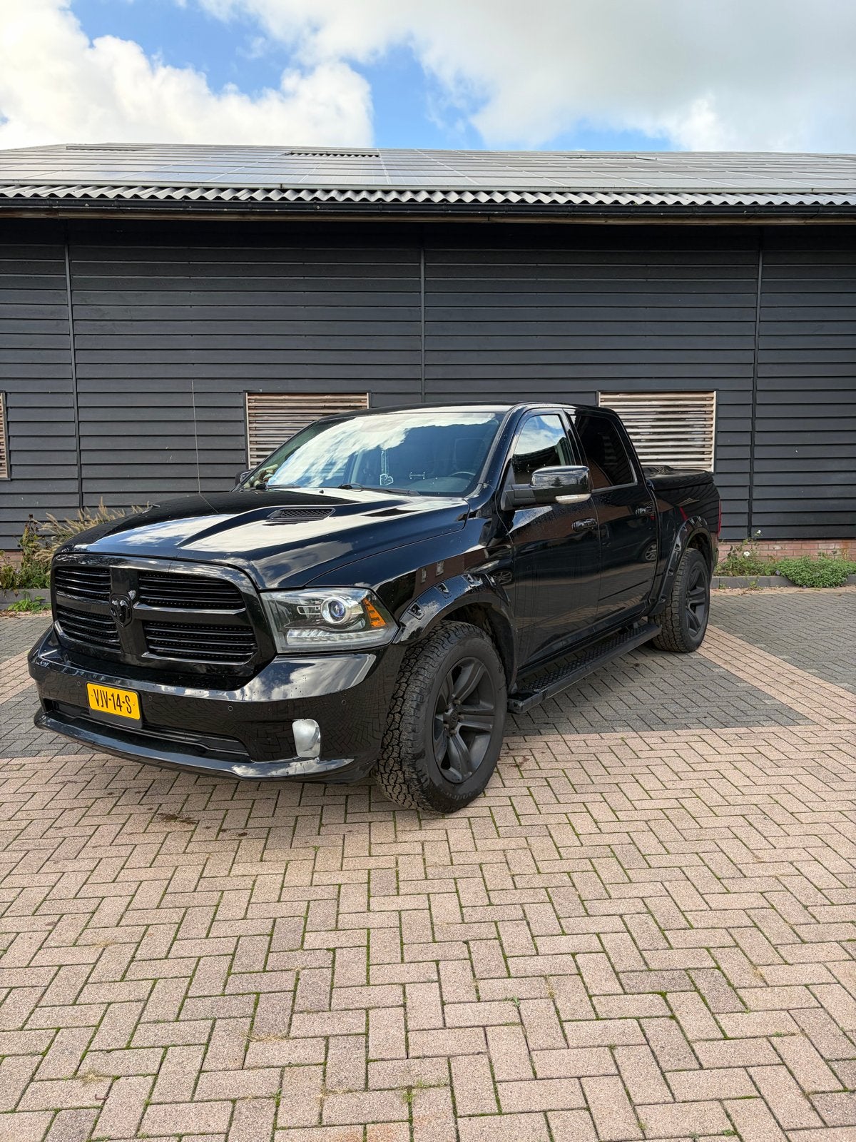 Dodge ram 1500 bouwjaar 2015, Auto's, Automaat, Euro 5, 5654 cc, Zwart