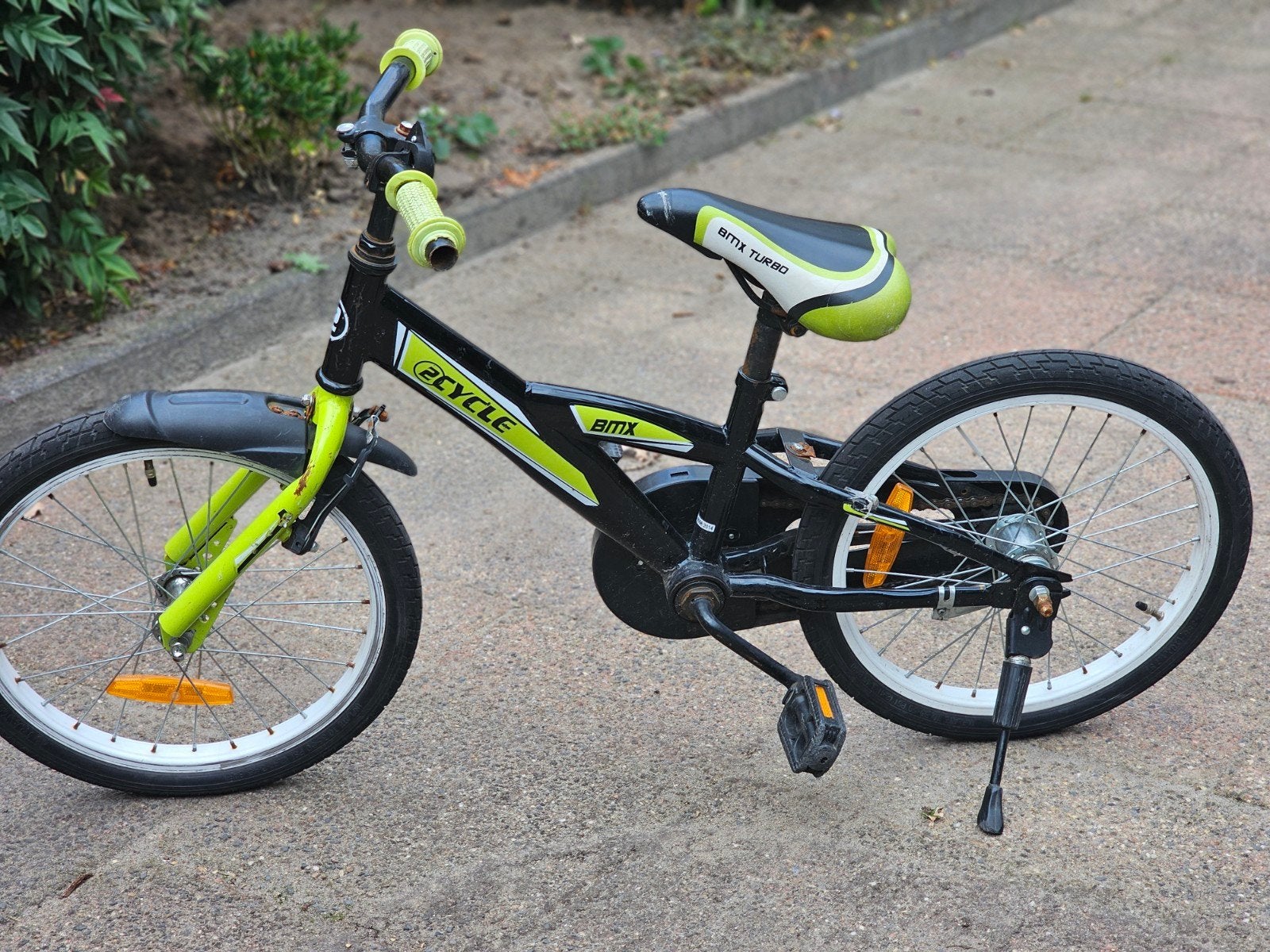 2Cycle BMX turbo zwart/geel 18 inch, Fietsen en Brommers, Ophalen, Gebruikt, Staal, 16 tot 20 inch