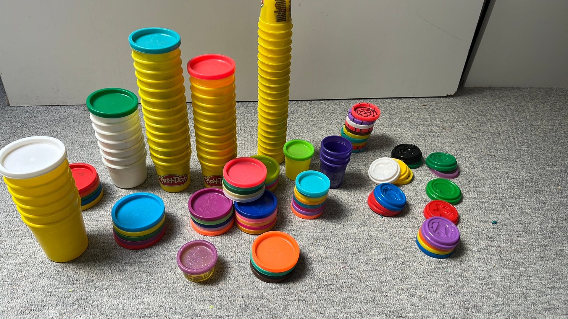 Verzameling plastic potjes, Hobby en Vrije tijd, Ophalen of Verzenden, Gebruikt