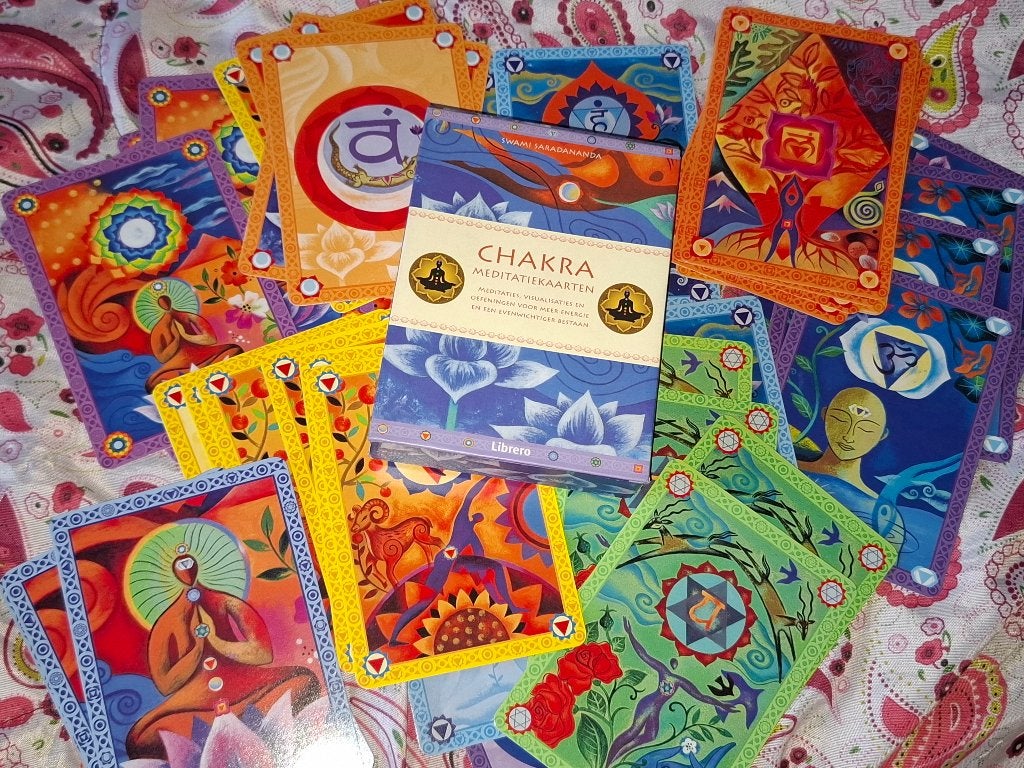Chakra Meditatiekaarten - Swami Saradananda, Ophalen of Verzenden, Zo goed als nieuw, Meditatie of Yoga, Instructieboek