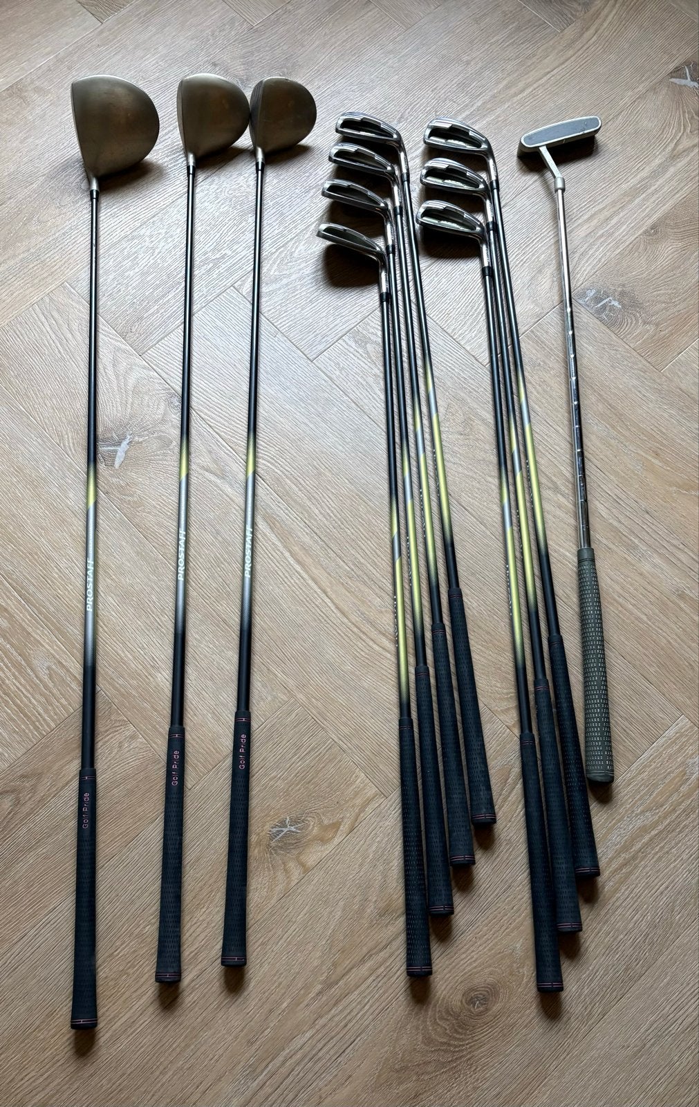 Foto 4 van Complete Wilson Prostaff Dames Golfset