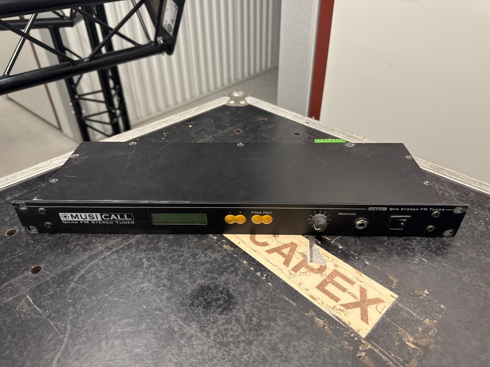 MusiCall Quad FM Stereo Tuner - Professionele Rack Tuner, Ophalen of Verzenden, Gebruikt, Analoog
