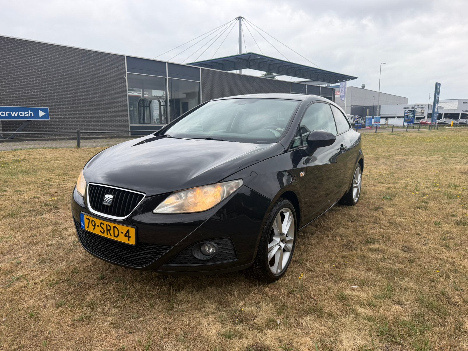 Seat Ibiza 1.2 TSI SPORT 77KW 2011 Zwart, Auto's, Voorwielaandrijving, Stof, 40 €/maand, Zwart