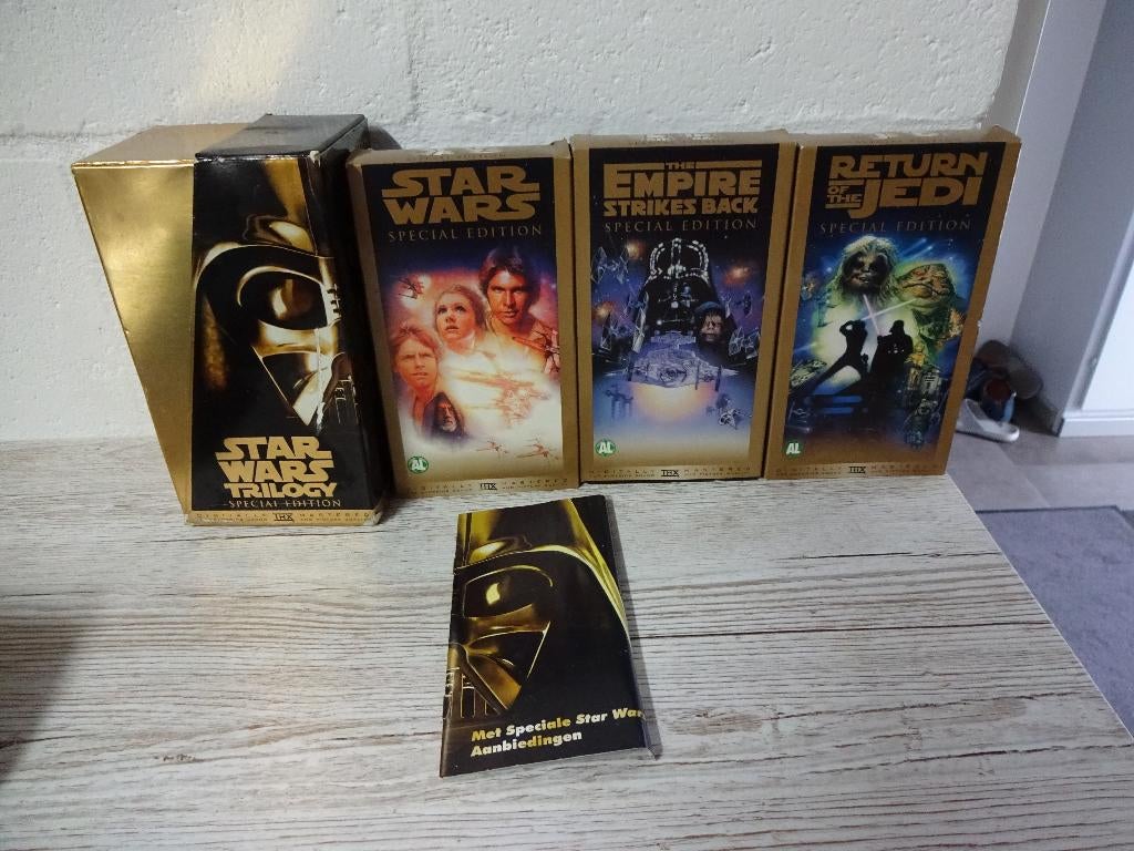 Vintage VHS Trilogy Star Wars box uit 1997 in mooie staat, Verzamelen, Star Wars, Ophalen of Verzenden, Gebruikt, Actiefiguurtje