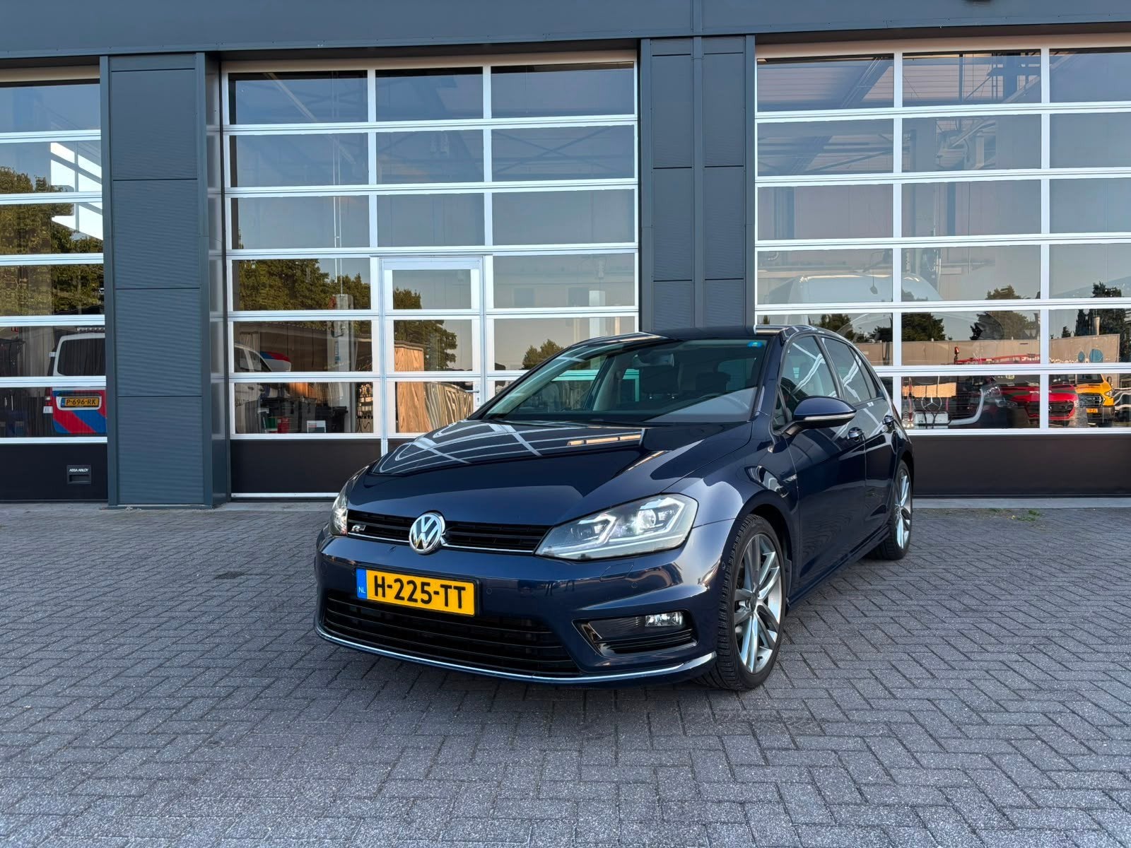 Volkswagen Golf 1.2 TSI R Line  5D 2015 Blauw, Auto's, Volkswagen, Particulier, Golf, ABS, Adaptieve lichten, Adaptive Cruise Control