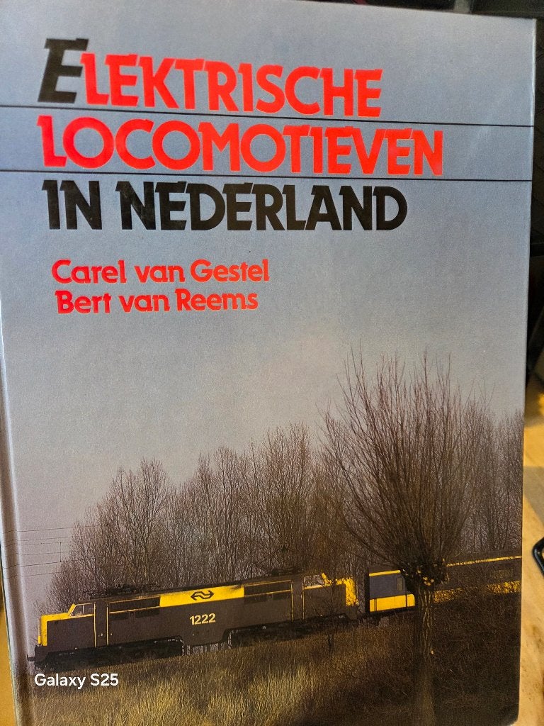 Elektrische Locomotieven in Nederland - Boek, Ophalen of Verzenden, Zo goed als nieuw, Trein, Boek of Tijdschrift