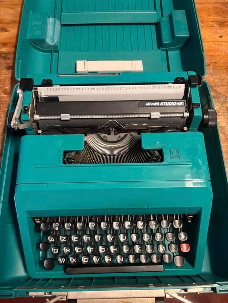 Typmachine olivetti studio 45, Diversen, Typemachines, Ophalen, Zo goed als nieuw