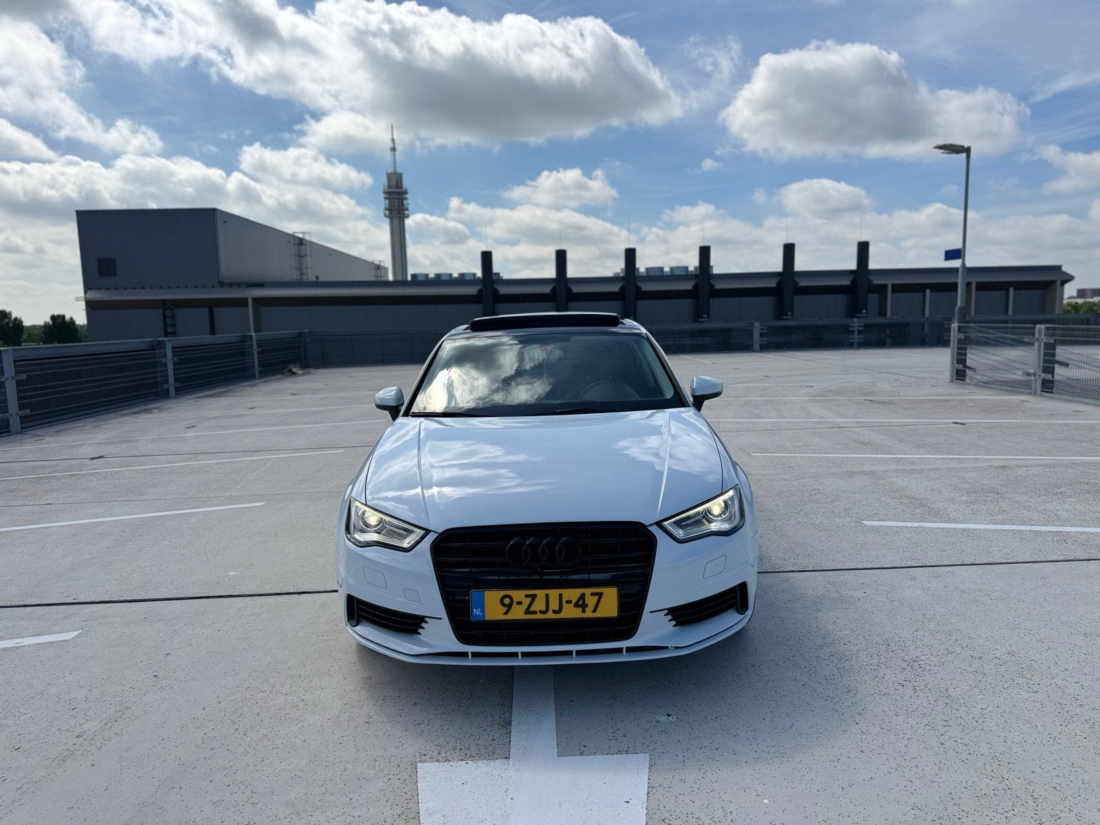 Audi A3 1.5 Tfsi 110KW COD Sedan 2015 Wit, Auto's, Audi, Particulier, A3, Benzine, A, Sedan, Handgeschakeld, Origineel Nederlands