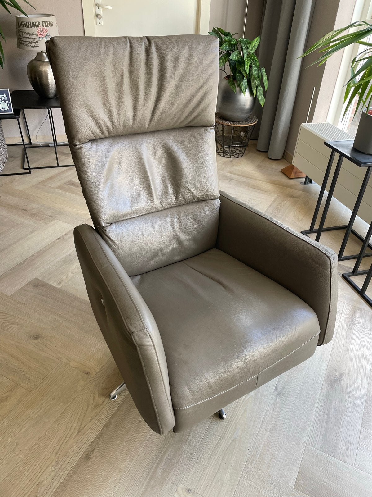 Van Montel: Relaxfauteuil - Comfortabel en Stijlvol, Ophalen, Gebruikt, Overige kleuren, Leer
