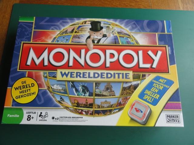 Monopoly Wereldeditie, Hobby en Vrije tijd, Gezelschapsspellen | Bordspellen, Verzenden, Zo goed als nieuw
