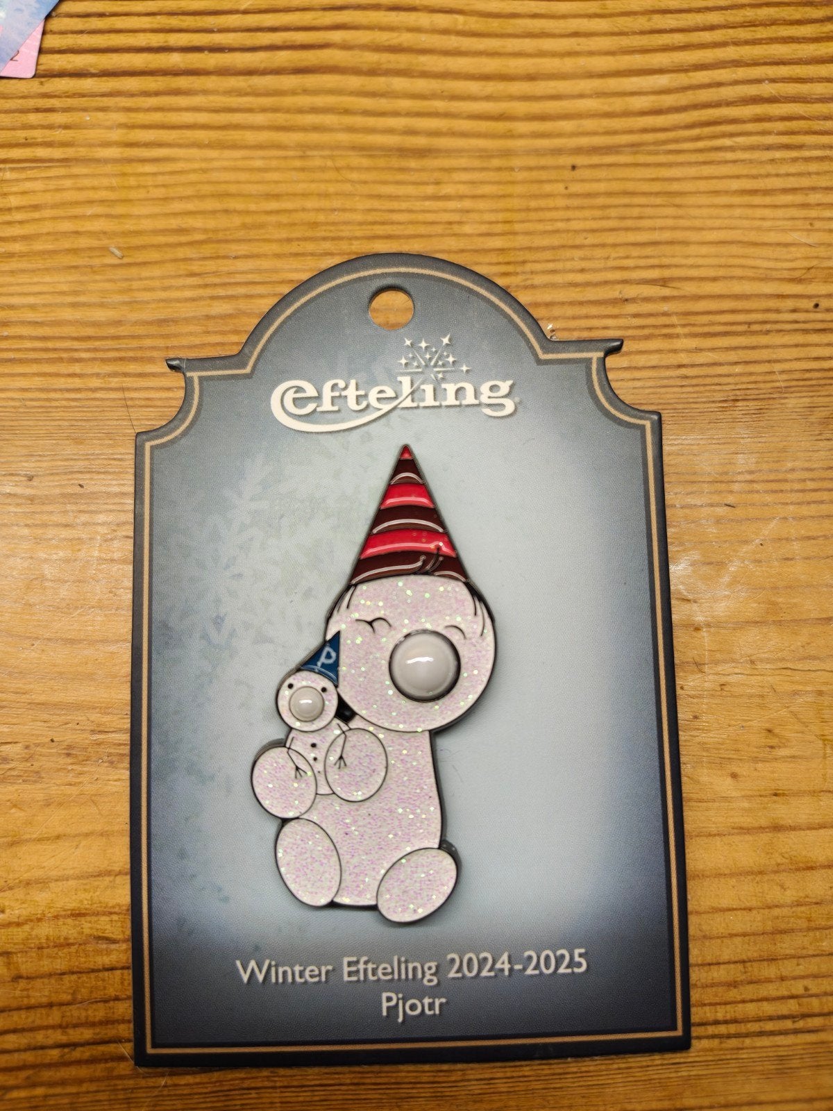 Efteling Winter Efteling 2024-2025 Pjotr Pin, Verzamelen, Ophalen of Verzenden, Nieuw, Button of Speldje