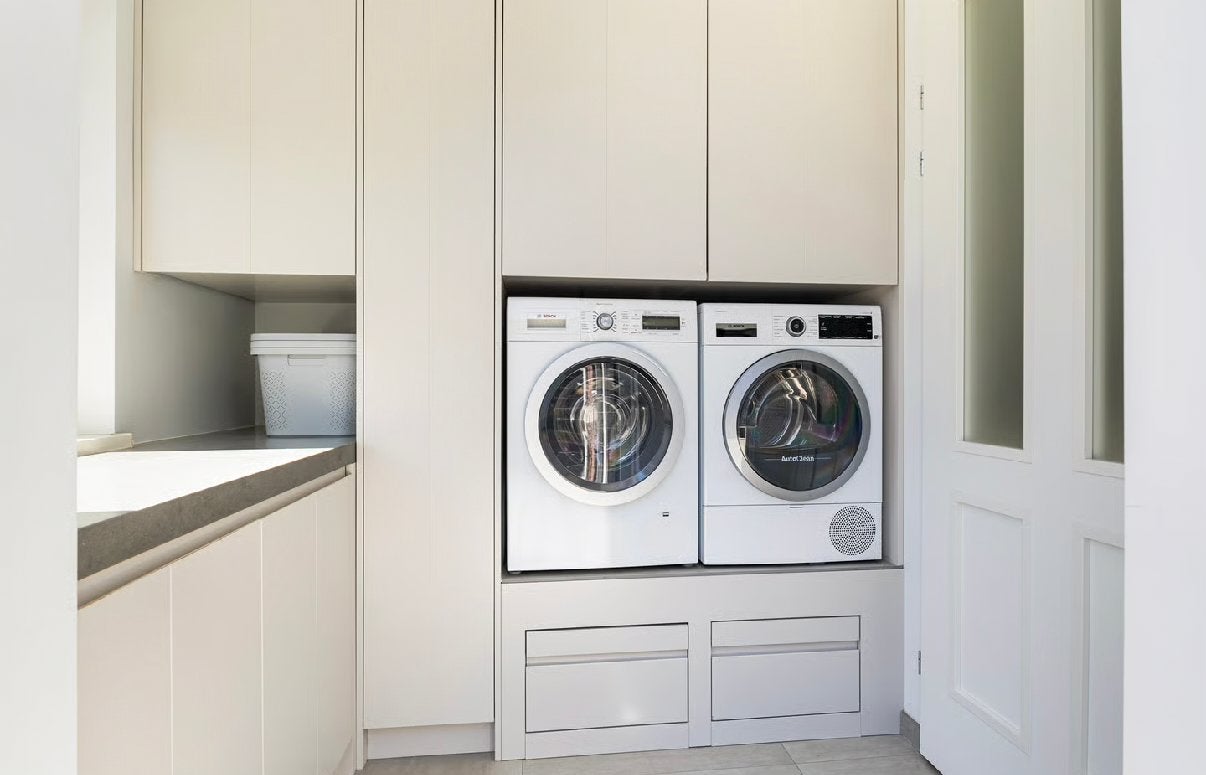Wasmachine en droger kast voor bijkeuken, Ophalen, Gebruikt