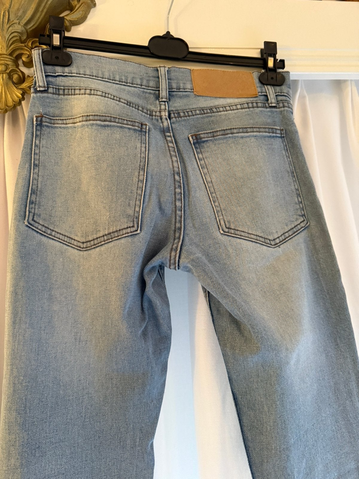 Cheap Monday jeans, maat 26/32. Maat S, Ophalen of Verzenden, Gedragen, Blauw, W27 (confectie 34) of kleiner