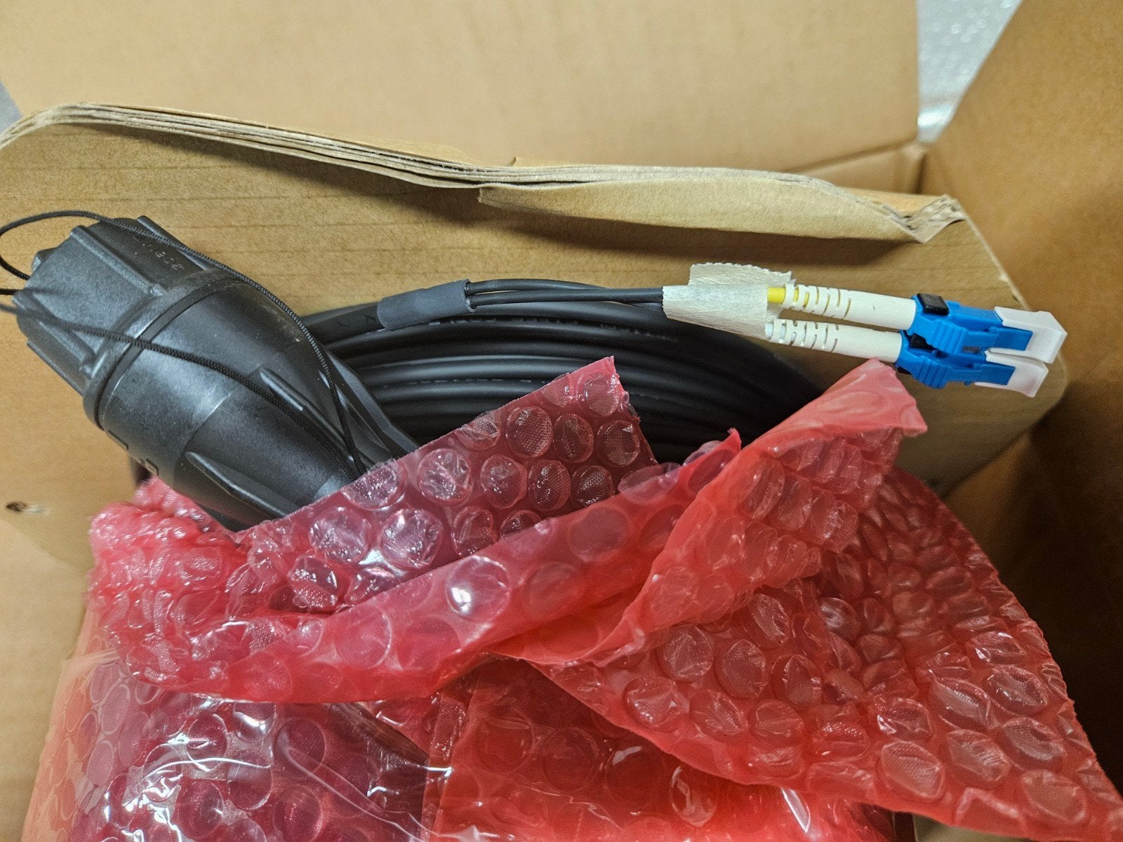 FOSM GLARO LEAD 4.8 FULLAXS LC-LC S 150m Glasvezelkabel, Ophalen of Verzenden, Nieuw