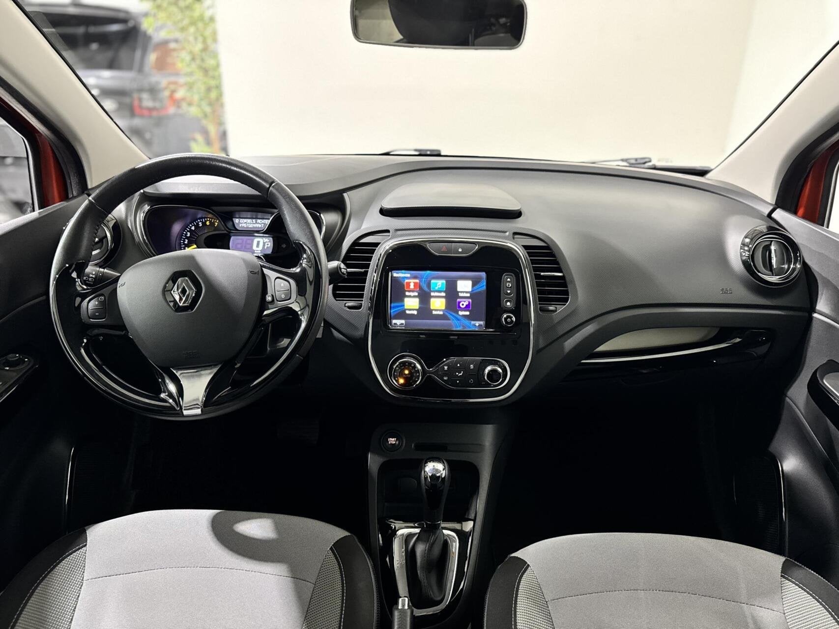 Renault Captur 1.2 TCe Dynamique|TREKHAAK|KEYLESS|CAMERA, Auto's, Euro 5, Met garantie (alle), Origineel Nederlands, 19 km/l
