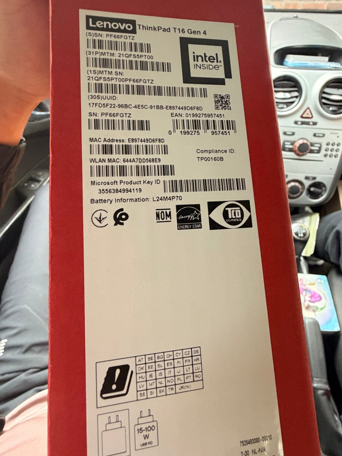 Lenovo ThinkPad T16 Gen 4 Laptop - nieuw in doos, 64 GB of meer, Met videokaart, Qwerty, Nieuw