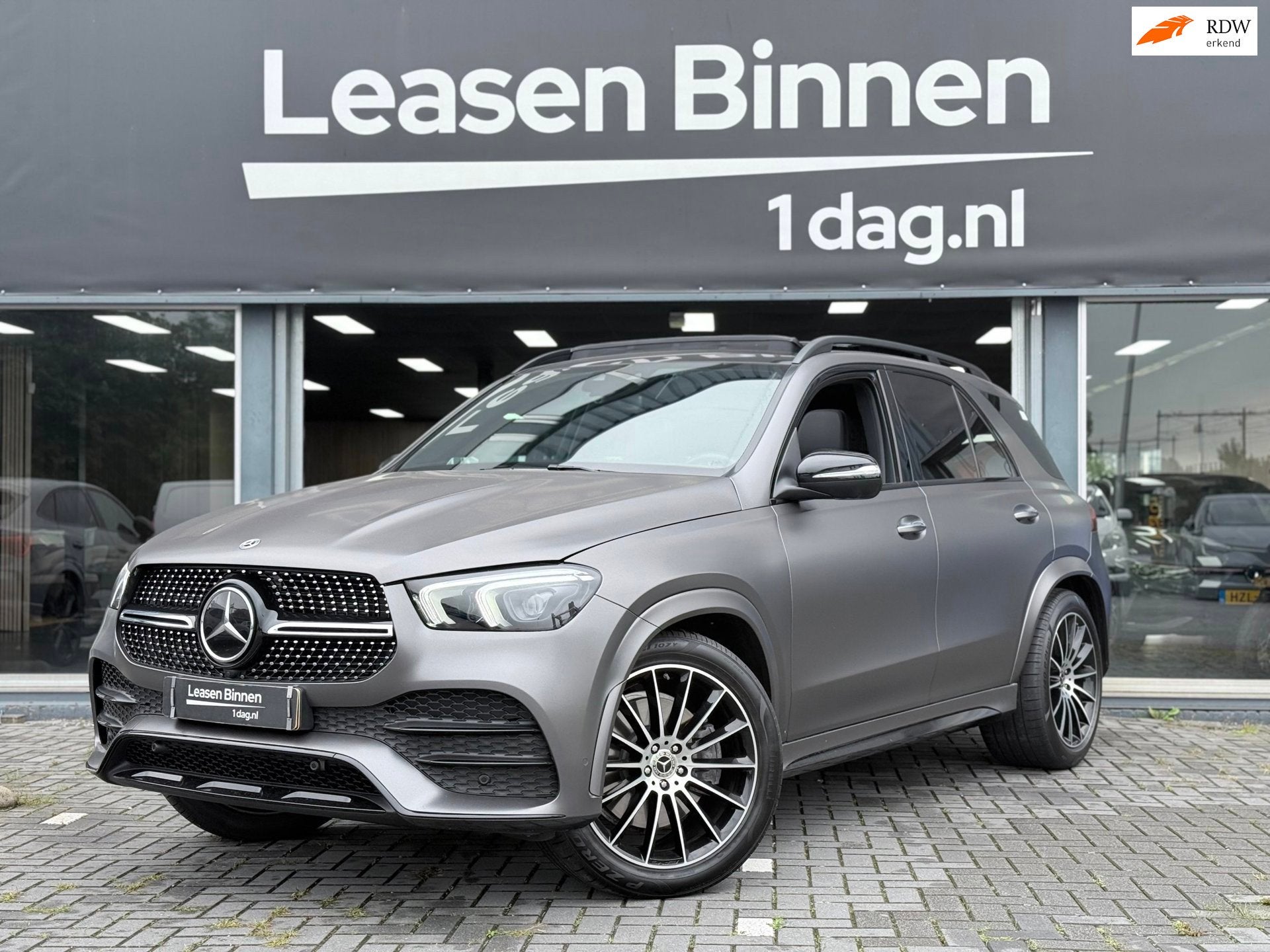 Mercedes-Benz GLE-klasse 450 4MATIC Premium Plus AMG Pano/36, Gebruikt, 367 pk, GLE, Vierwielaandrijving