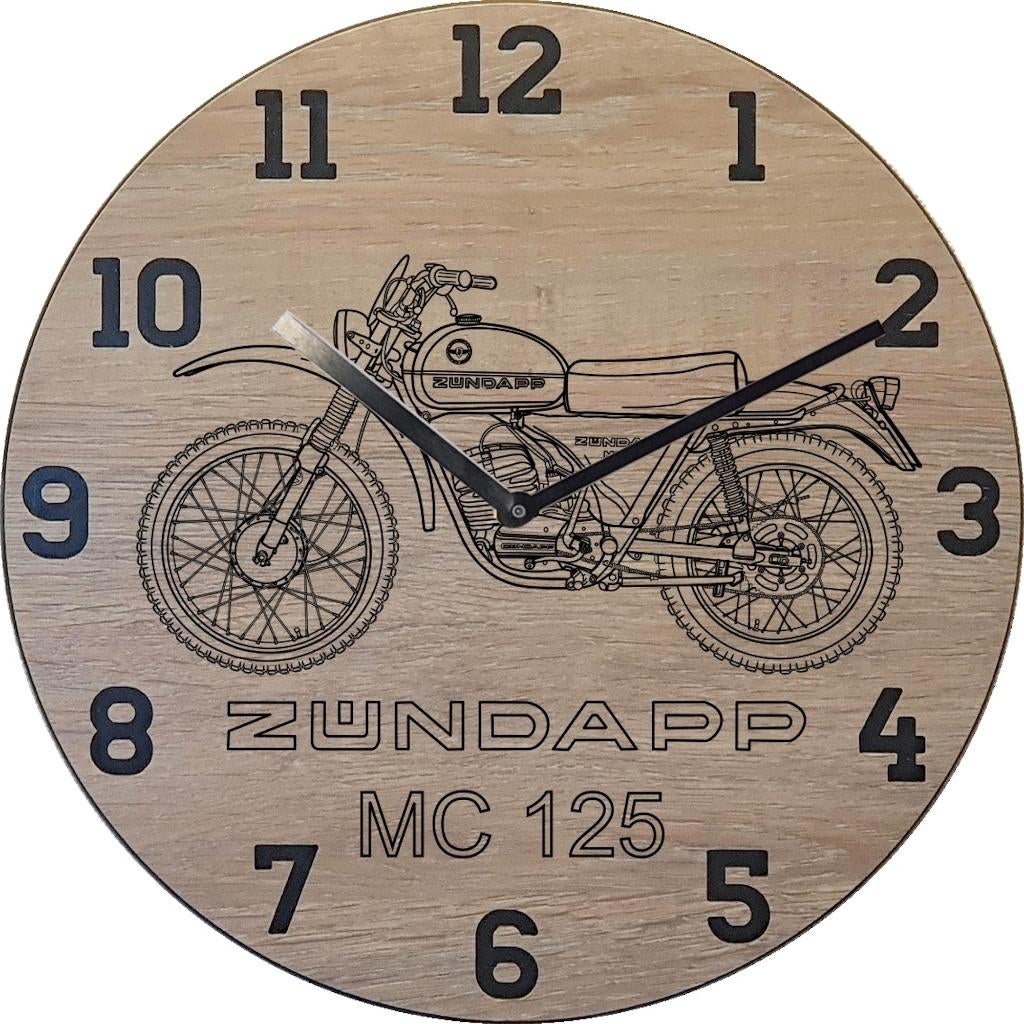 Themaklok met een Zundapp MC125 motor als thema, Ophalen of Verzenden, Nieuw, Wandklok