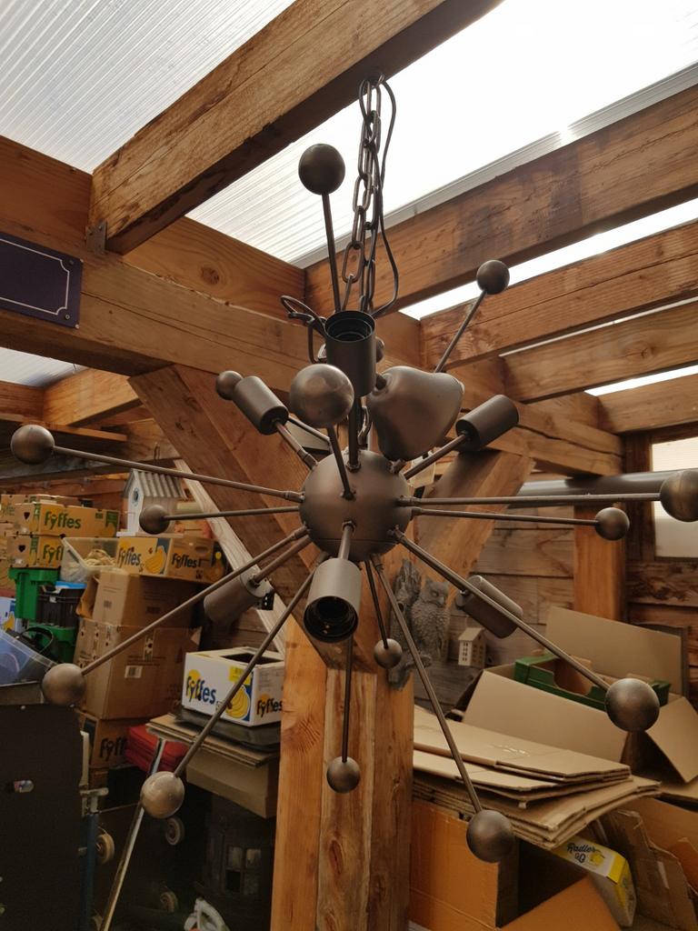 Sputnik Hanglamp met 6 lichtbronnen.  Grijs, Huis en Inrichting, Lampen | Hanglampen, Ophalen of Verzenden, Nieuw, Minder dan 50 cm