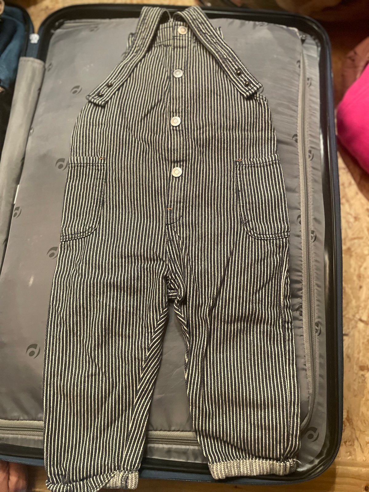 Schattige gestreepte tuinbroek voor baby's, Ophalen of Verzenden, Gebruikt, Jongetje of Meisje